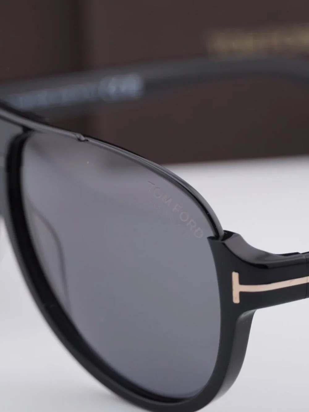 Tom Ford Dimitry FT0334 01D Aviator Sunglasses - Shiny Black / Smoke Polarized